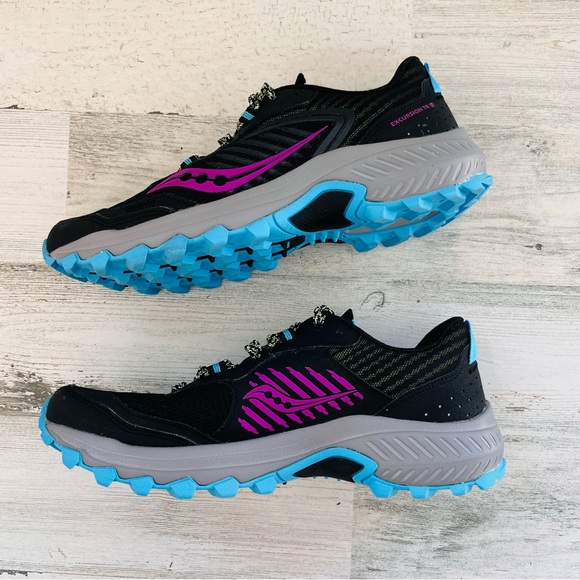 Saucony Women’s Excursion TR 15 Trail Running Shoes Size 7 In Black/Cranberry - Picture 7 of 9